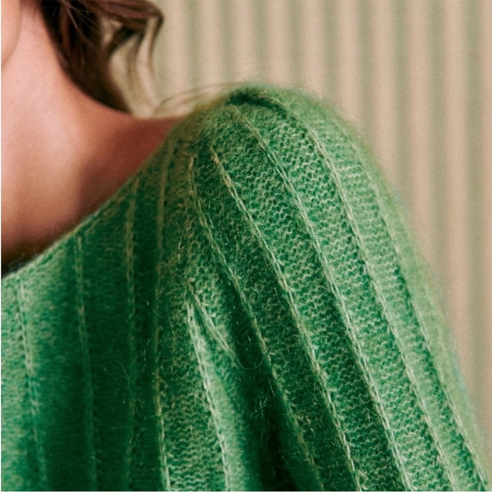 Sezane Aretha Jumper - very rare and beautiful color! - Picture 2 of 11